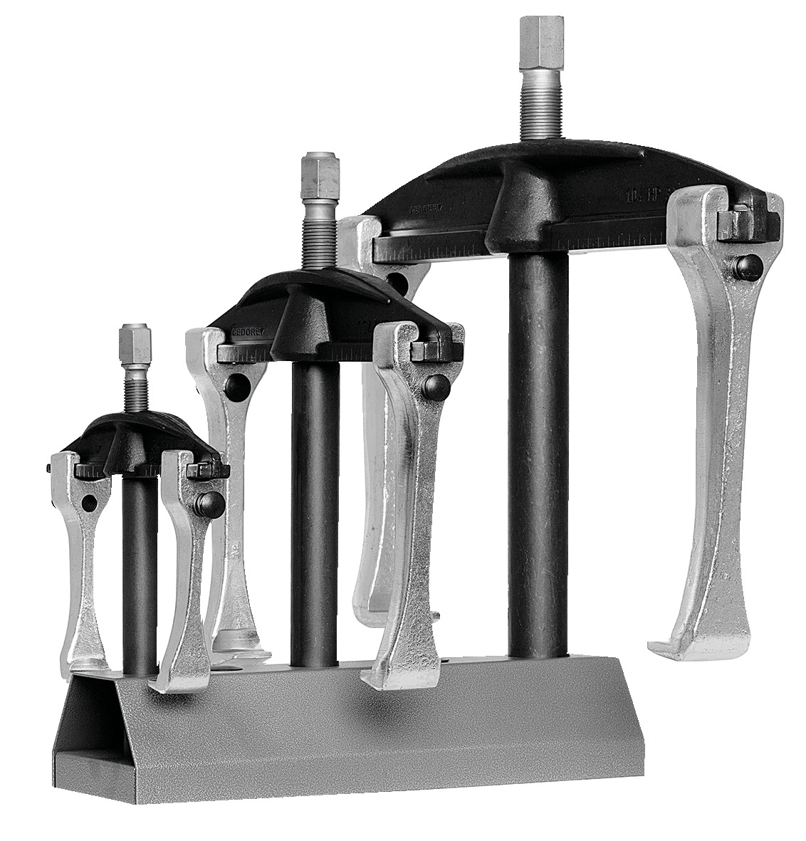 1.04/ST-HP-B Puller set with workshop stand